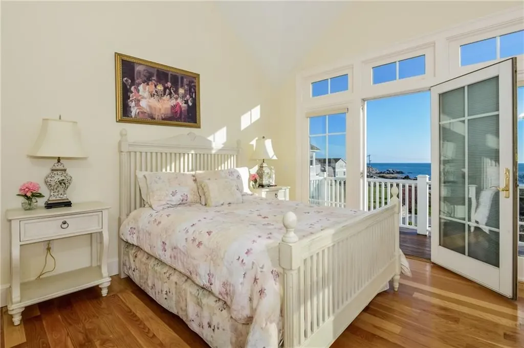 41 Castle Hill Avenue Newport RI 02840