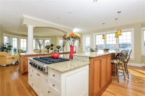 41 Castle Hill Avenue Newport RI 02840