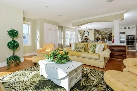 41 Castle Hill Avenue Newport RI 02840