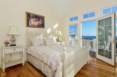 41 Castle Hill Avenue Newport RI 02840