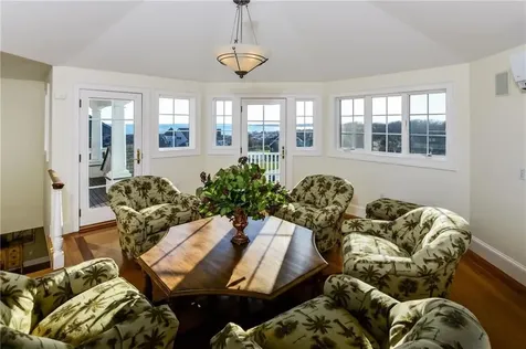 41 Castle Hill Avenue Newport RI 02840