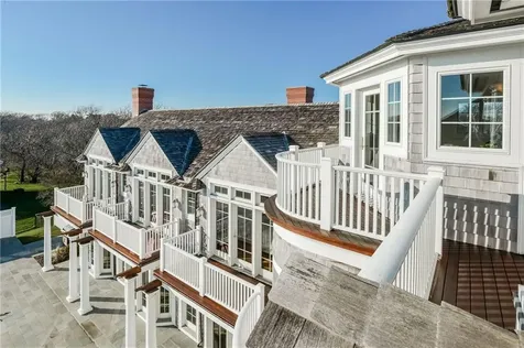 41 Castle Hill Avenue Newport RI 02840
