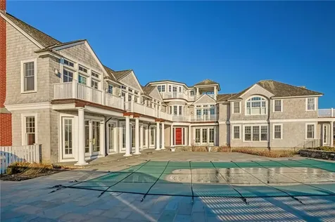 41 Castle Hill Avenue Newport RI 02840