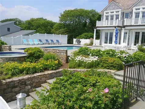 41 Castle Hill Avenue Newport RI 02840