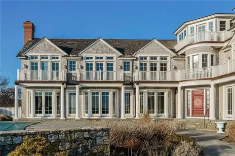 41 Castle Hill Avenue Newport RI 02840