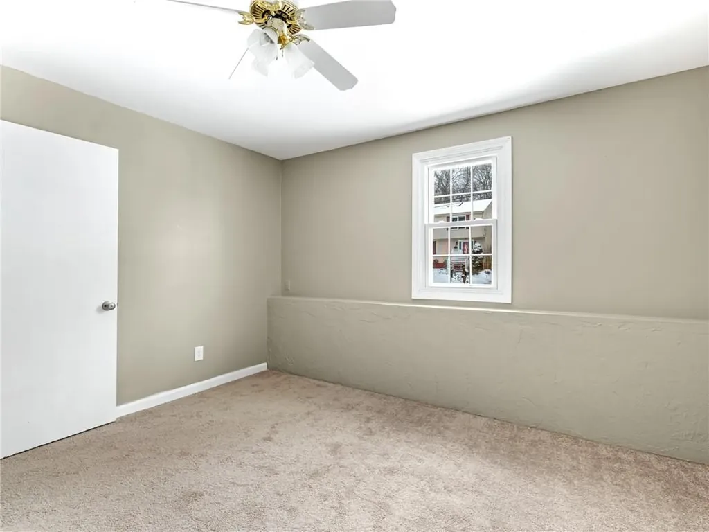92 June Avenue Warwick RI 02889