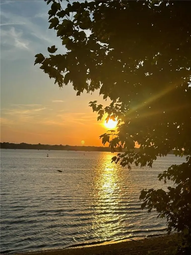 19 Jackson Avenue East Providence RI 02915