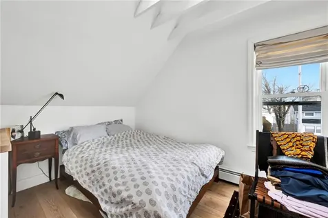 19 Jackson Avenue East Providence RI 02915