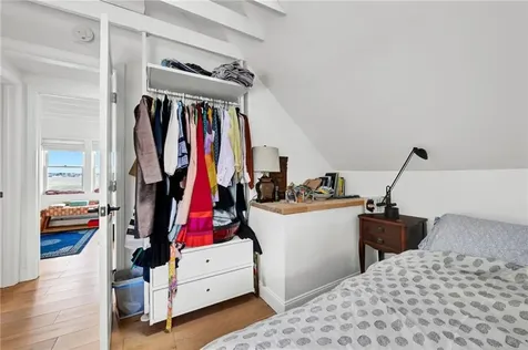 19 Jackson Avenue East Providence RI 02915