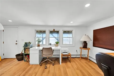 19 Jackson Avenue East Providence RI 02915