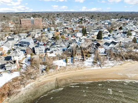 19 Jackson Avenue East Providence RI 02915