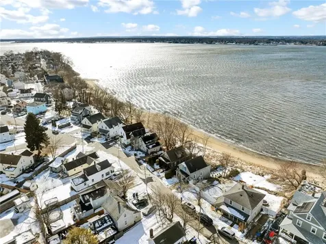 19 Jackson Avenue East Providence RI 02915