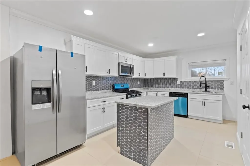 14 South Fairview Street Johnston RI 02919