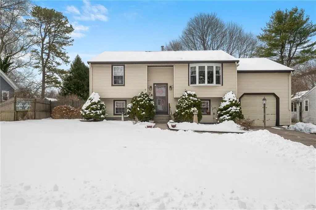 74 Arnolds Neck Drive Warwick RI 02886