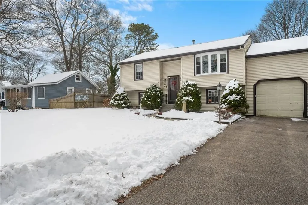74 Arnolds Neck Drive Warwick RI 02886