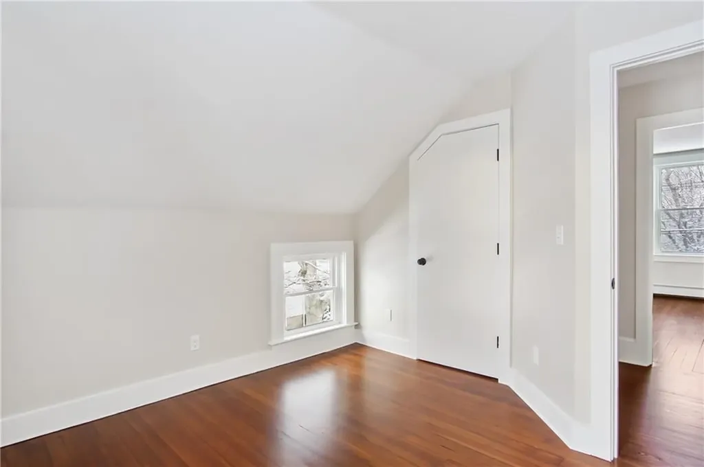 38 West Main Road Portsmouth RI 02871