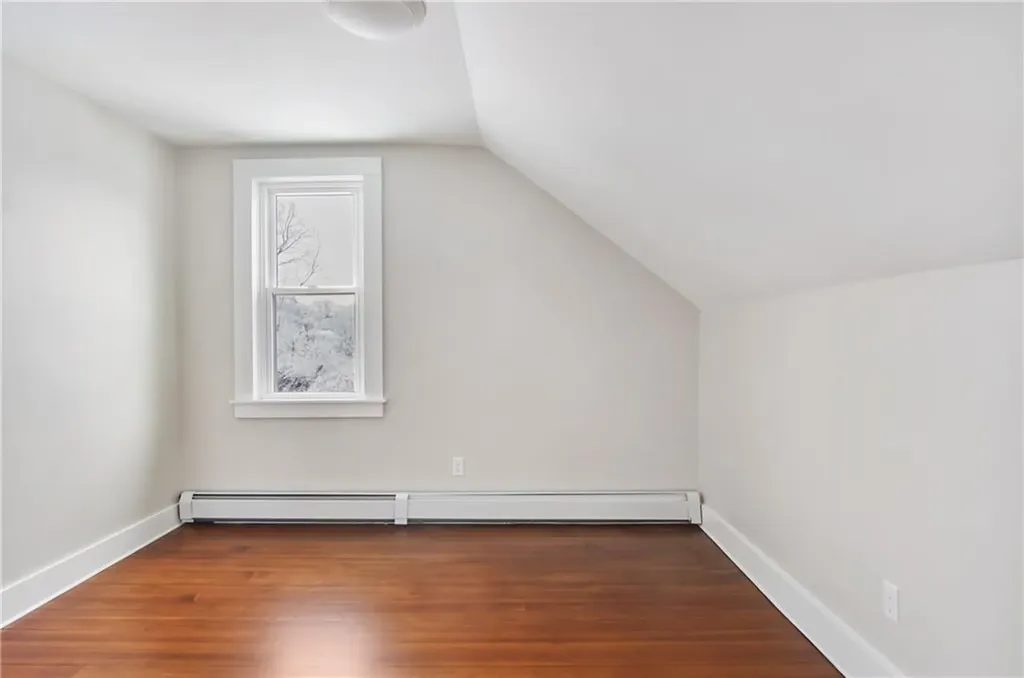 38 West Main Road Portsmouth RI 02871