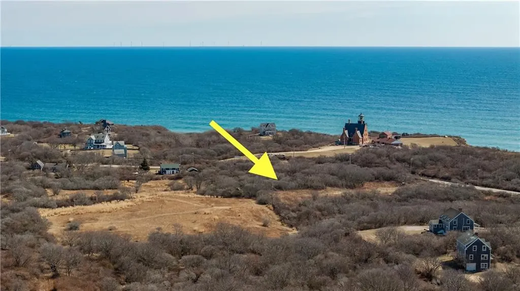 0 Mohegan Trail Block Island RI 02807