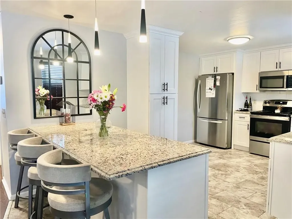 17 Dayna Drive West Greenwich RI 02817