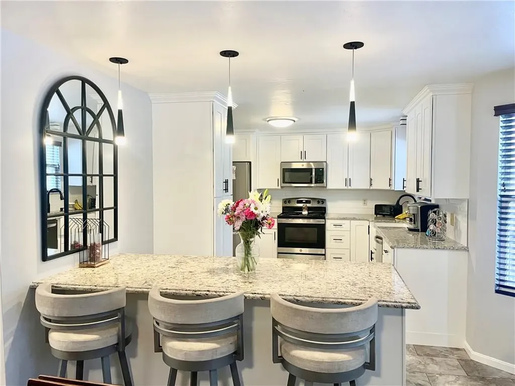 17 Dayna Drive West Greenwich RI 02817