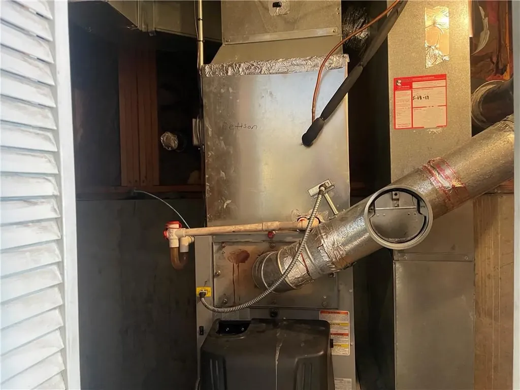 17 Dayna Drive West Greenwich RI 02817