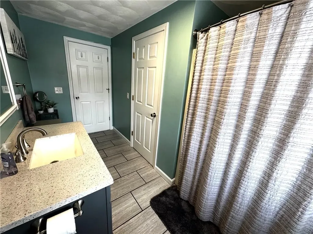 46 Edgewood Avenue Cumberland RI 02864