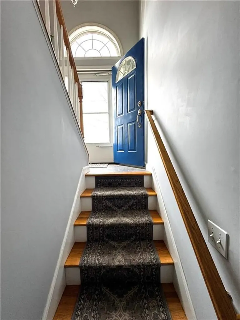 46 Edgewood Avenue Cumberland RI 02864