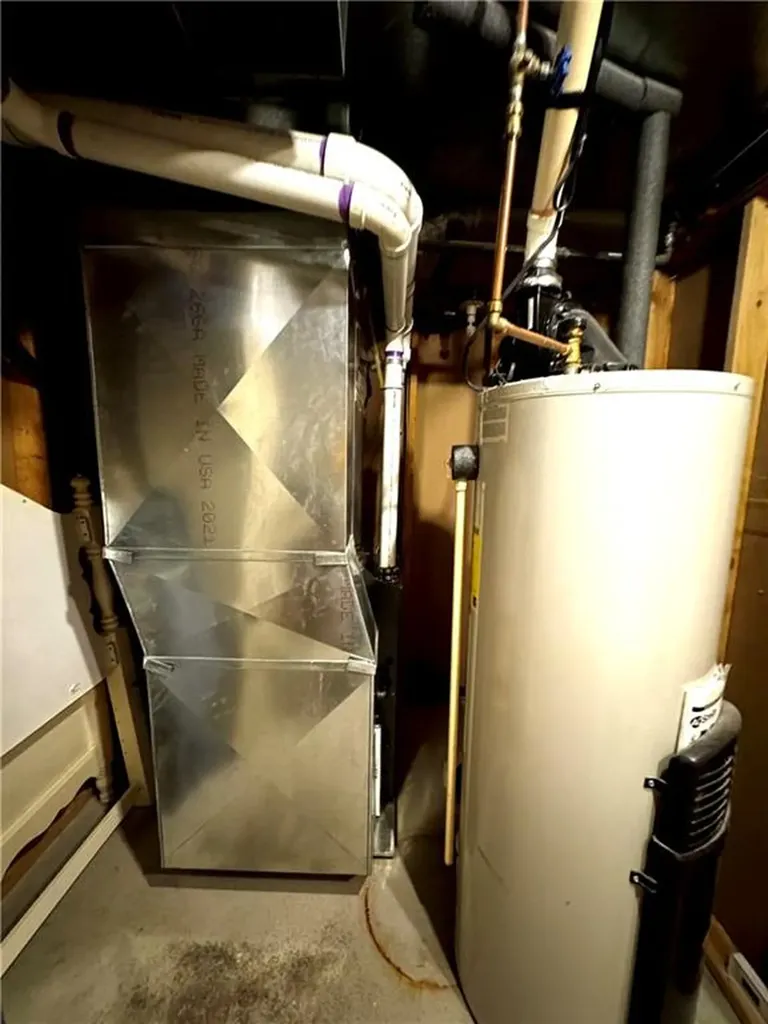 46 Edgewood Avenue Cumberland RI 02864