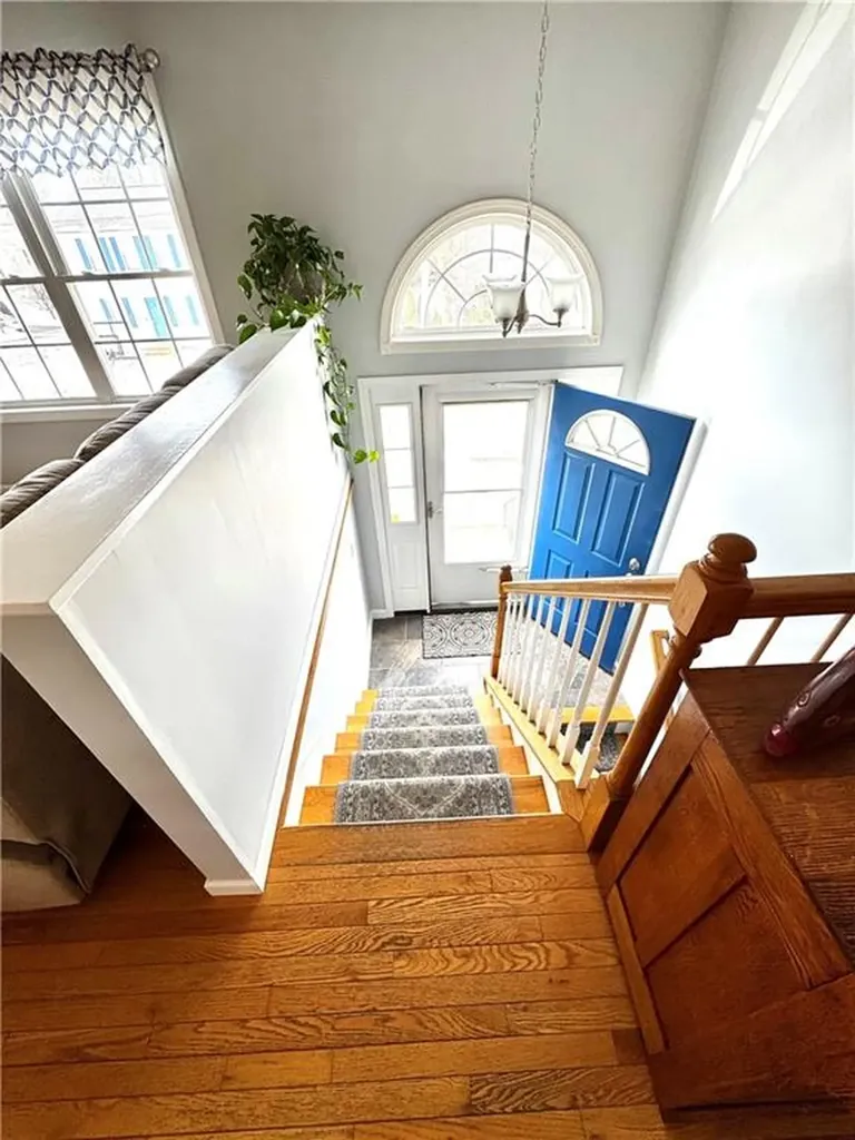 46 Edgewood Avenue Cumberland RI 02864