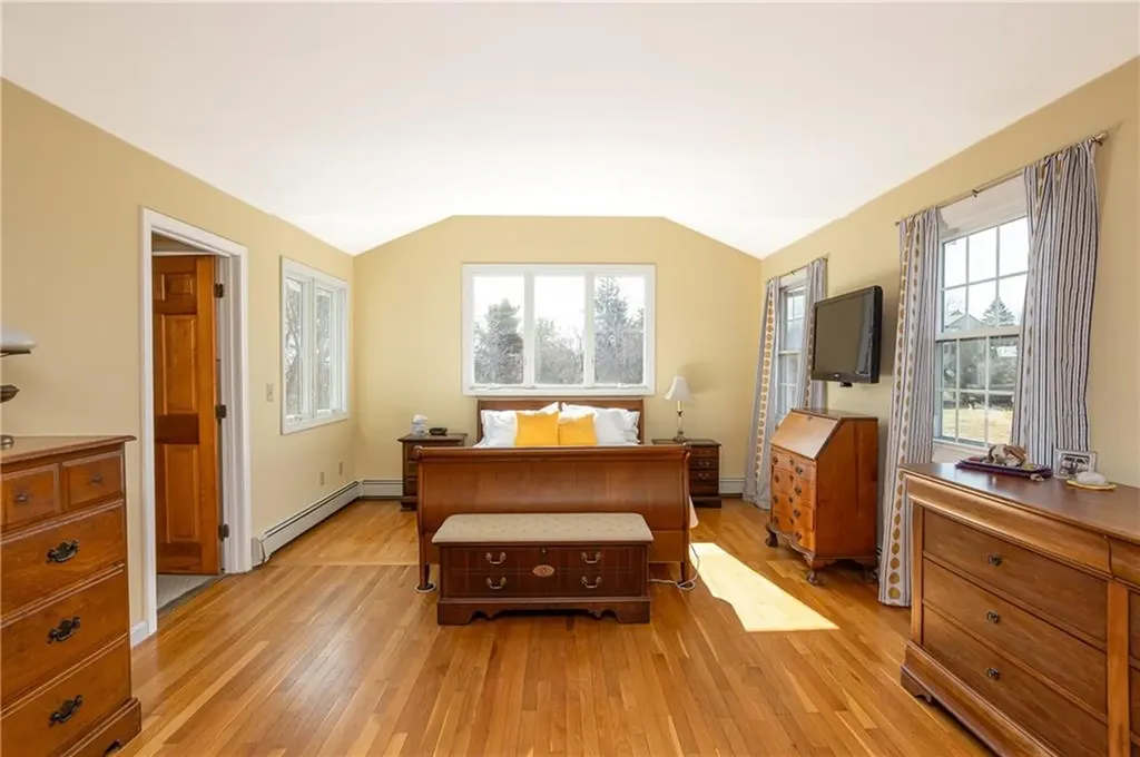 89 Peleg Road Portsmouth RI 02871