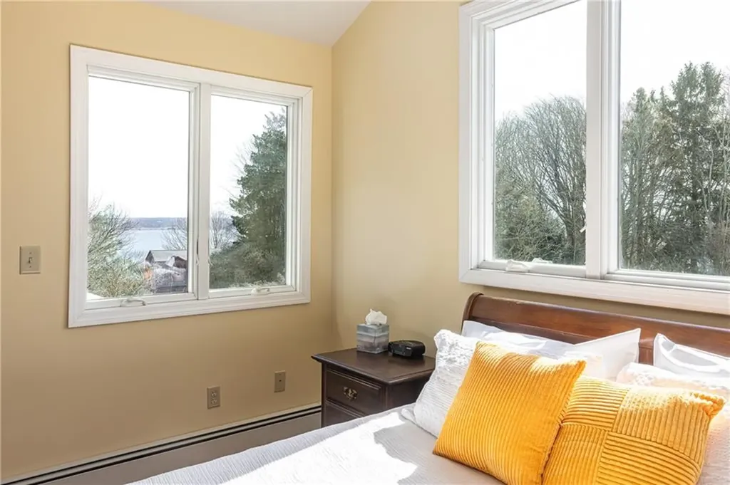 89 Peleg Road Portsmouth RI 02871
