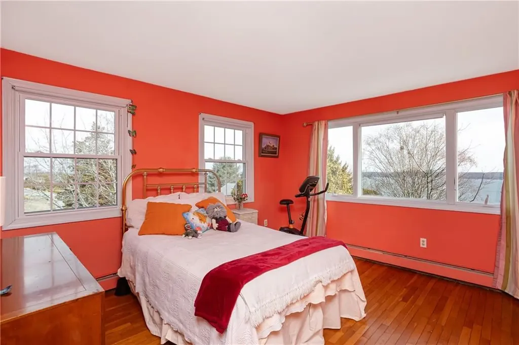 89 Peleg Road Portsmouth RI 02871
