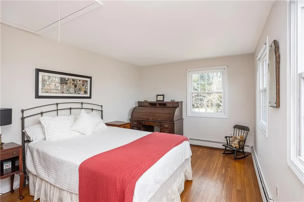 89 Peleg Road Portsmouth RI 02871
