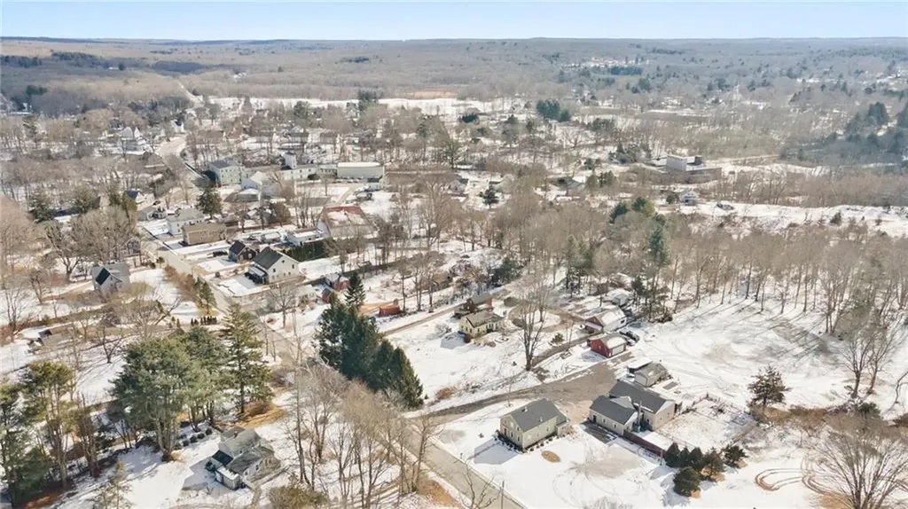 19 West Street Hopkinton RI 02804