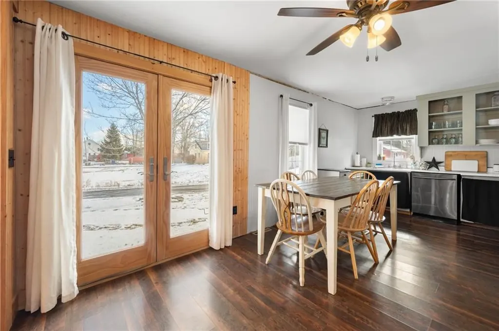 19 West Street Hopkinton RI 02804