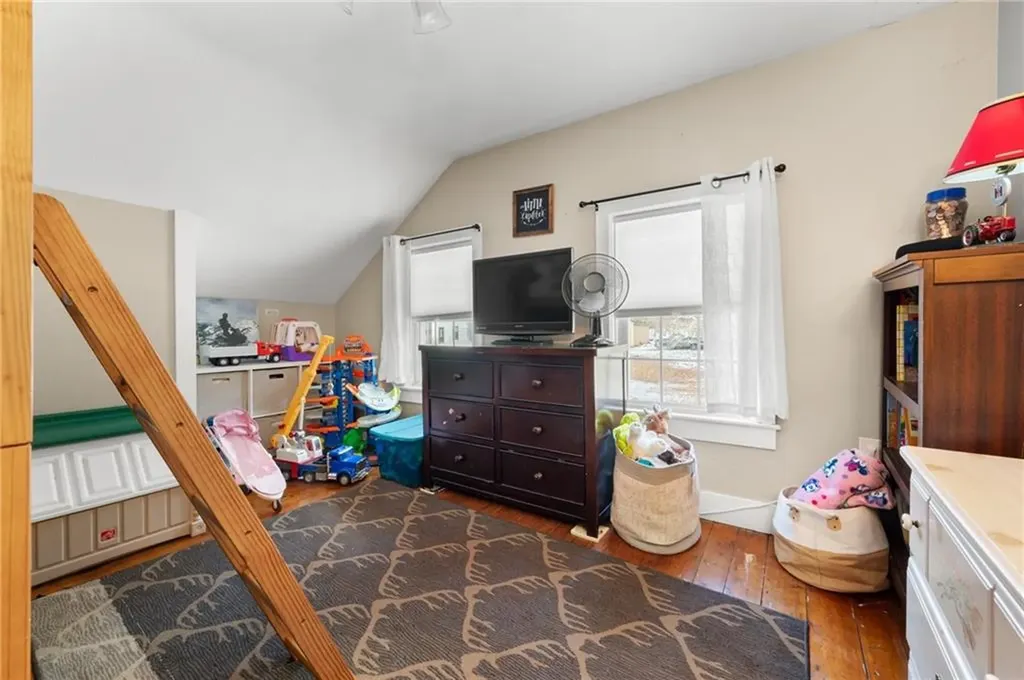 19 West Street Hopkinton RI 02804