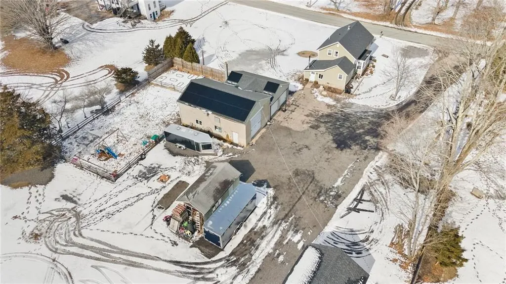 19 West Street Hopkinton RI 02804