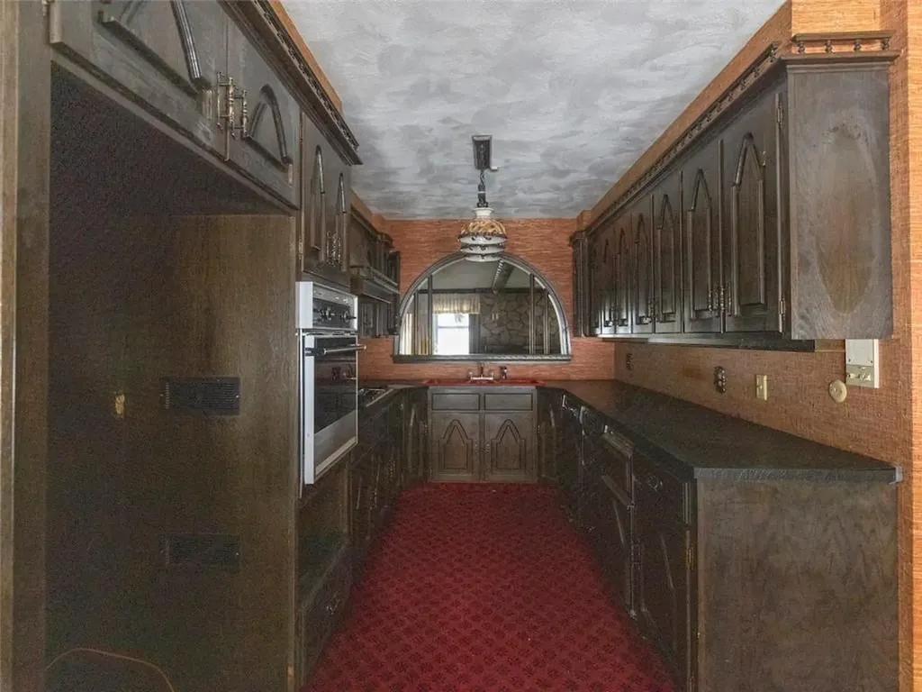 233 Annette Avenue Woonsocket RI 02895