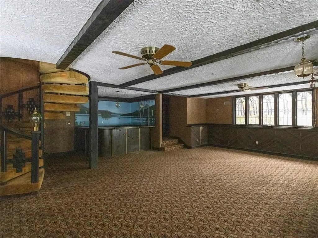 233 Annette Avenue Woonsocket RI 02895