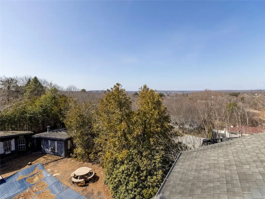 233 Annette Avenue Woonsocket RI 02895