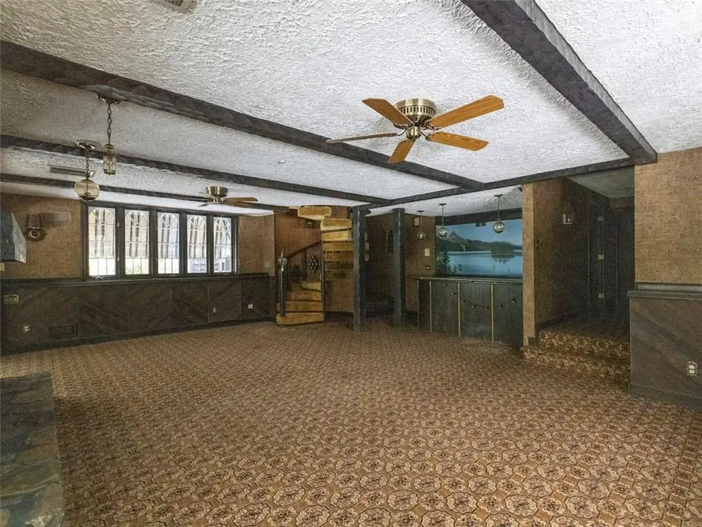 233 Annette Avenue Woonsocket RI 02895