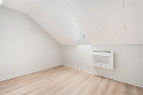 15 Woodlawn Avenue Pawtucket RI 02860