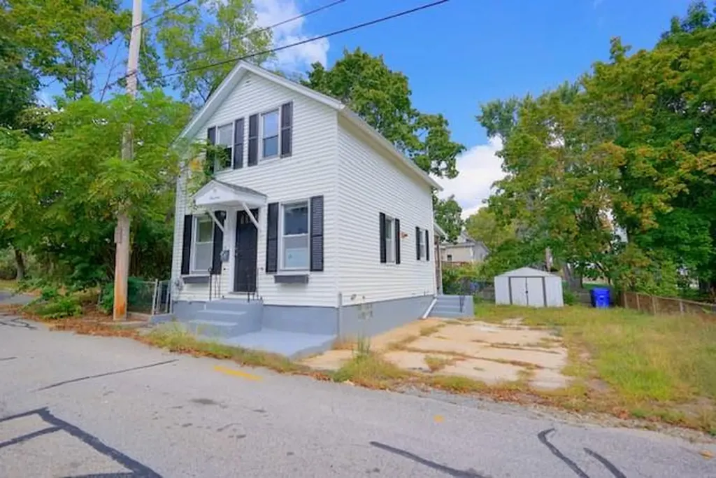 14 Walnut Street West Warwick RI 02893