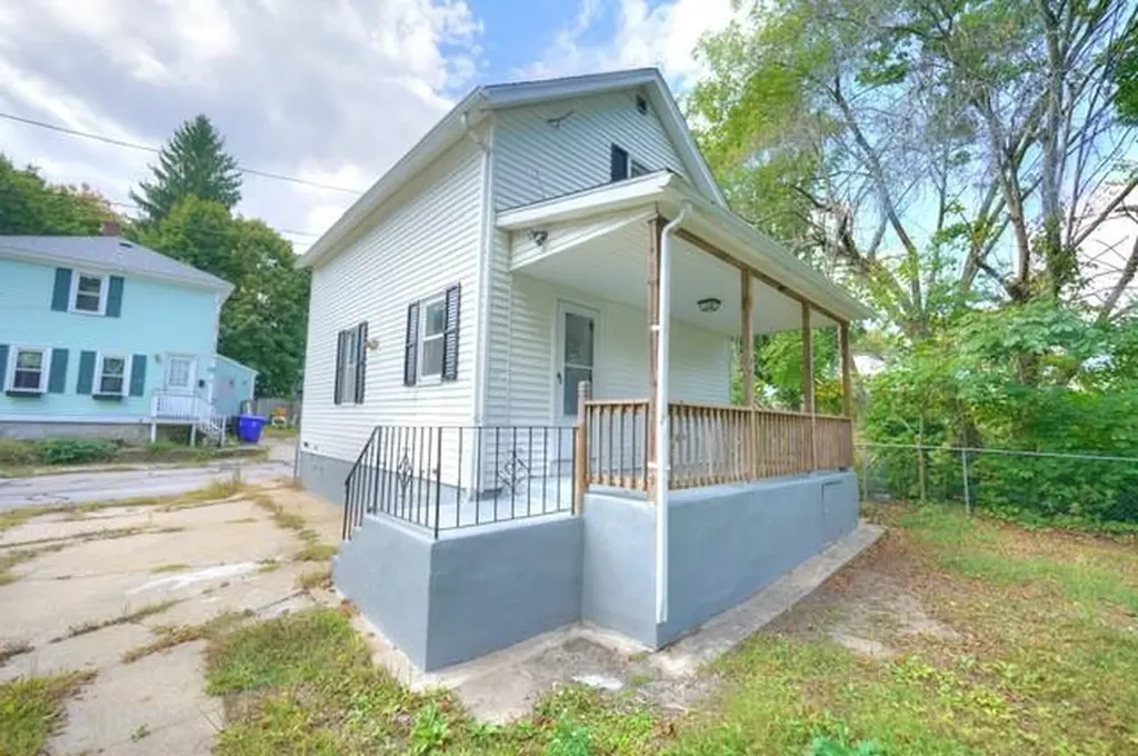 14 Walnut Street West Warwick RI 02893