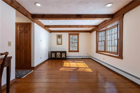 95 Winchester Drive Glocester RI 02857