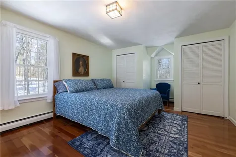 95 Winchester Drive Glocester RI 02857