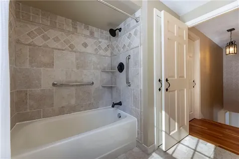 95 Winchester Drive Glocester RI 02857