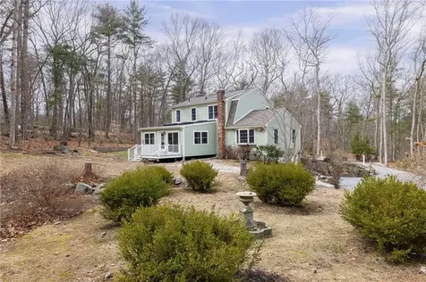 95 Winchester Drive Glocester RI 02857