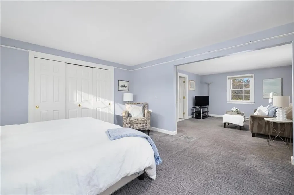 1000 Warwick Neck Avenue Warwick RI 02889
