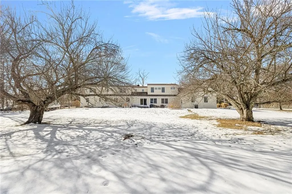 1000 Warwick Neck Avenue Warwick RI 02889